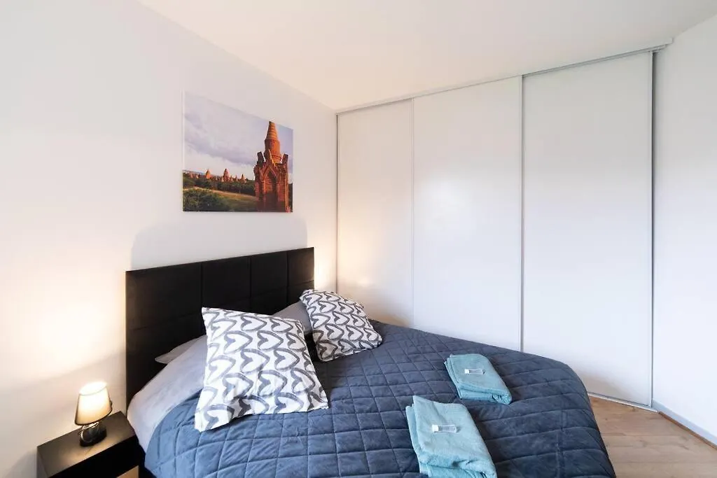 Le Cocon St Cyprien - Centre - Parking - Tramway Apartman Toulouse 0*,